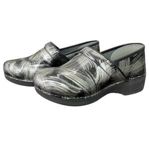 Dansko XP 2.0 Brush Strokes Patent Leather Print Clog EUR 40 US Women’s 9.5-10